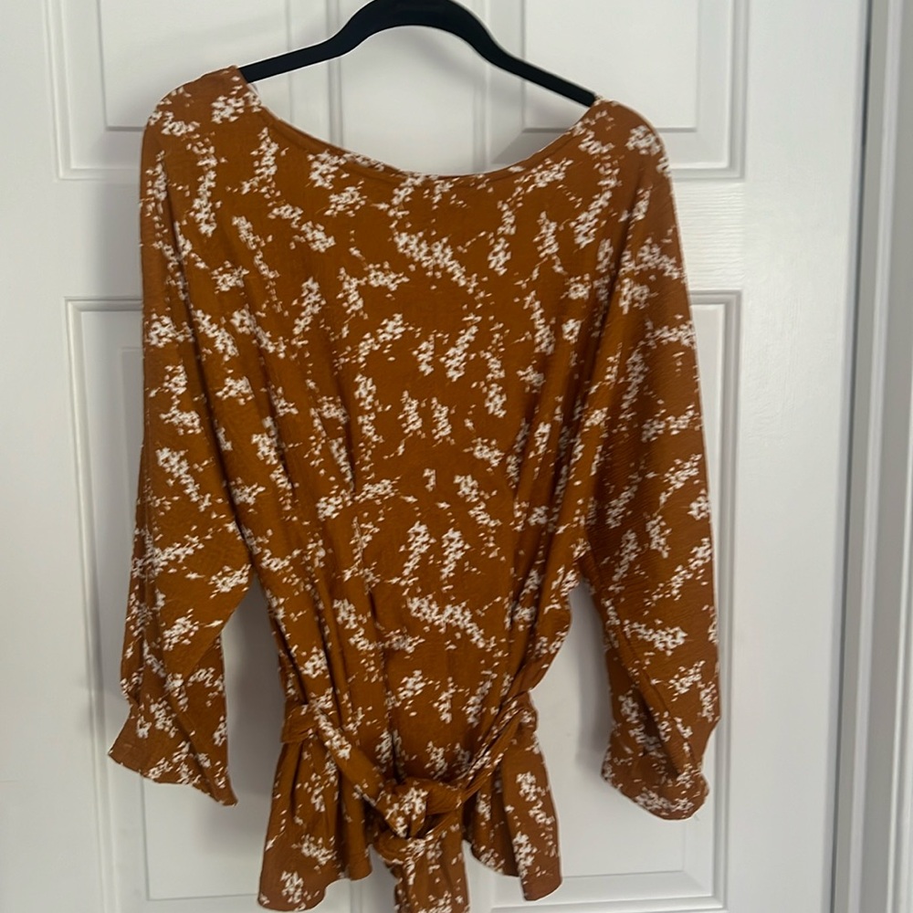 Anthropologie long sleeve top